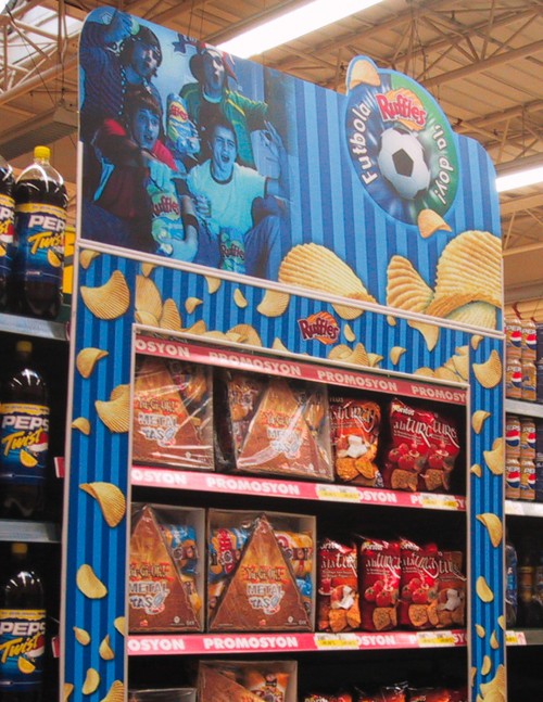 FRITOLAY MAĞAZA İÇİ GİYDİRME